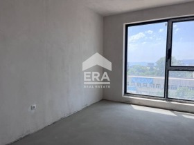 1 dormitor Levsci 1, Varna