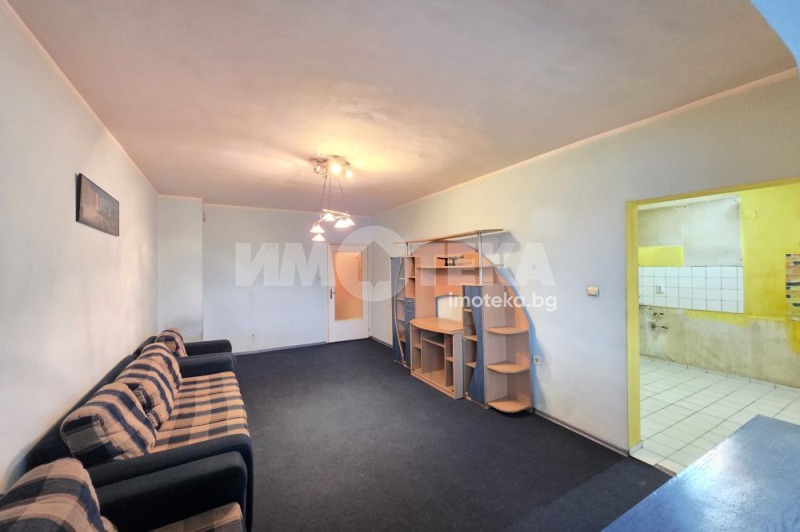 Продава 3-СТАЕН, гр. София, Дървеница, снимка 2 - Апартаменти - 52649136