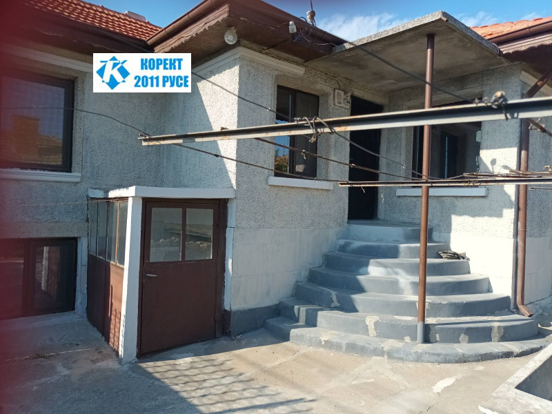 En venta  Casa región Ruse , Bazan , 138 metros cuadrados | 77572810 - imagen [2]