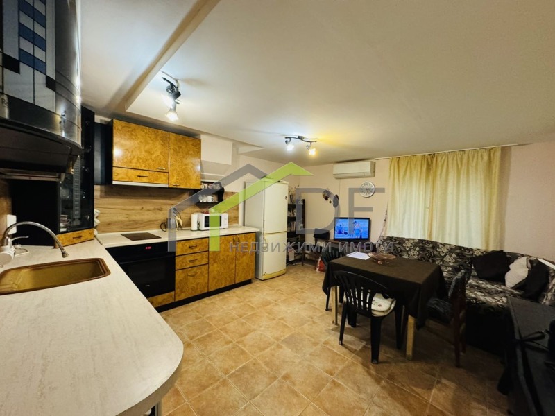 Продава КЪЩА, с. Круша, област Варна, снимка 4 - Къщи - 52619473