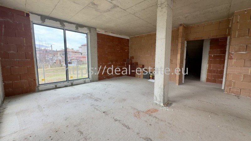 Продава КЪЩА, с. Изгрев, област Благоевград, снимка 4 - Къщи - 53460940