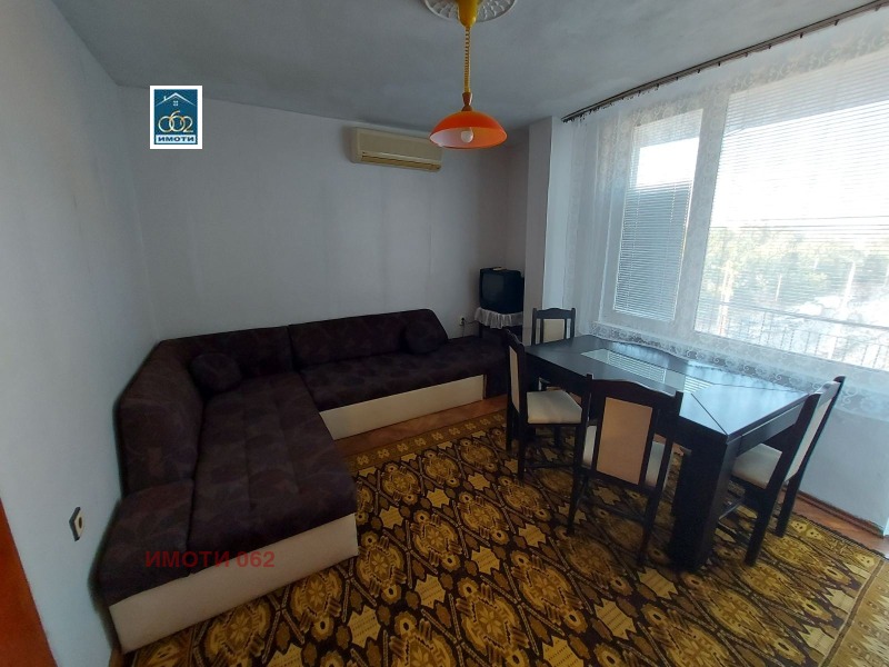 Продава  2-стаен град Велико Търново , Колю Фичето , 60 кв.м | 94528826