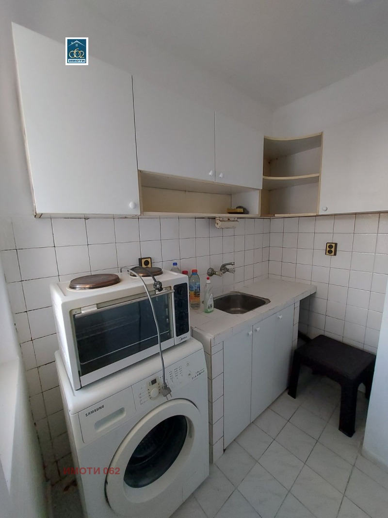 Продава  2-стаен град Велико Търново , Колю Фичето , 60 кв.м | 94528826 - изображение [2]