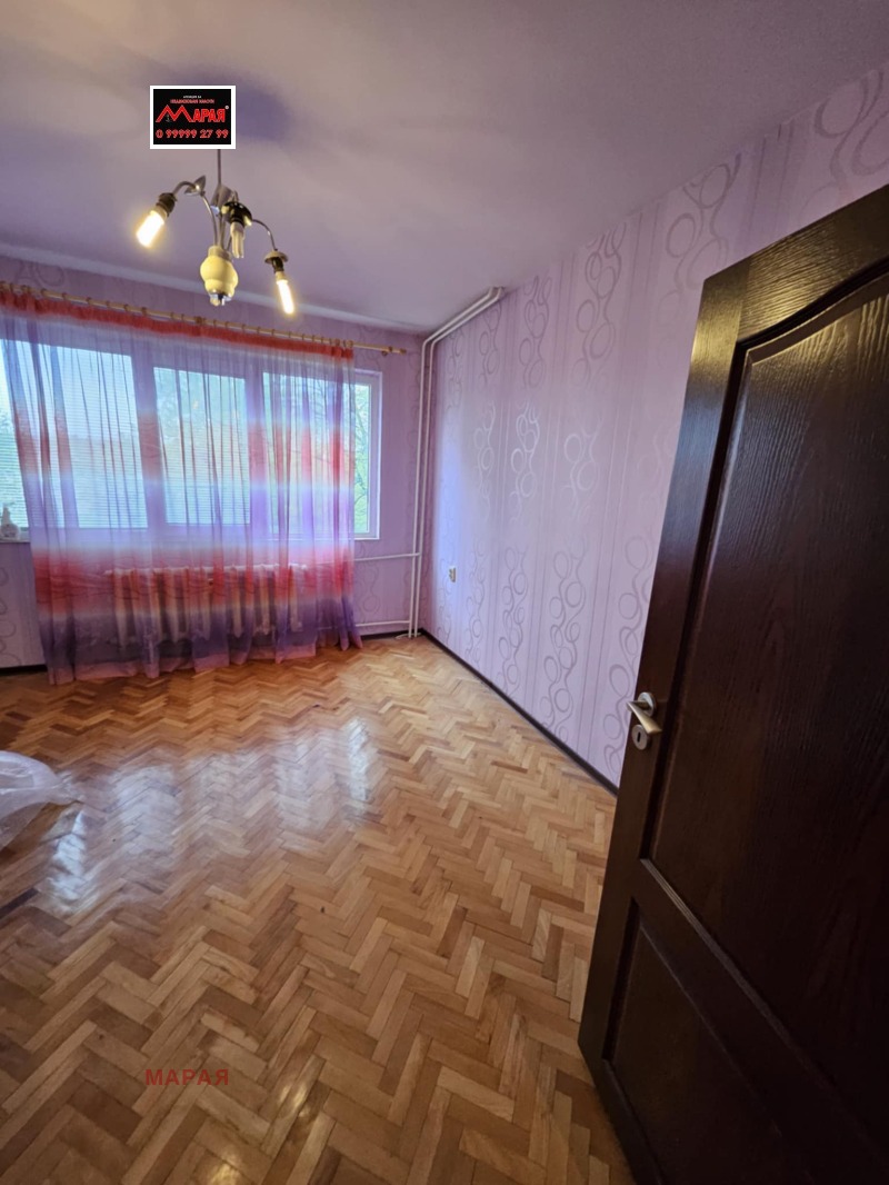 Продаја  2 спаваће собе Русе , Вазраждане , 85 м2 | 67560840 - слика [10]