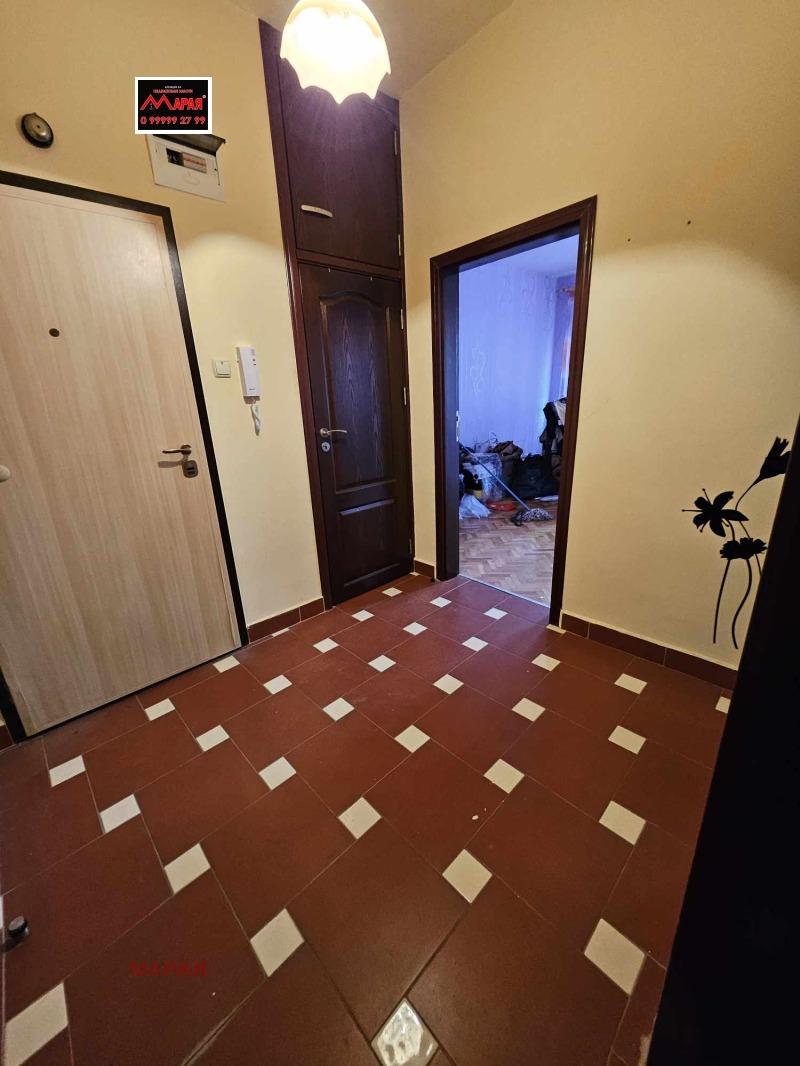 Продаја  2 спаваће собе Русе , Вазраждане , 85 м2 | 67560840 - слика [2]