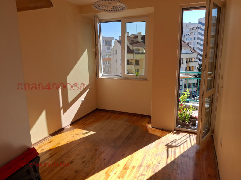 In vendita  2 camere da letto Sofia , Mladost 2 , 100 mq | 58556819 - Immagine [9]