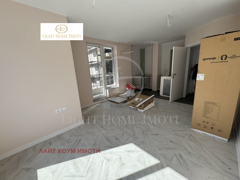 In vendita  2 camere da letto Plovdiv , Kiuchuk Parig , 87 mq | 34648306