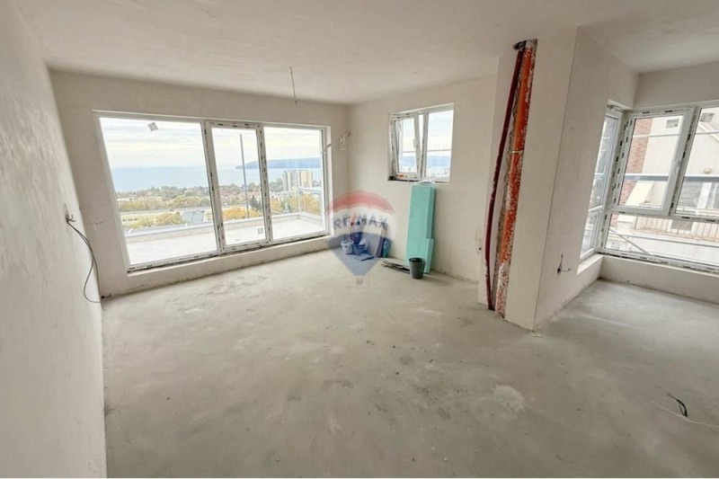 Продава 3-СТАЕН, град Варна, Бриз • 311000 € / 608263.13 лв. • 79645183 1