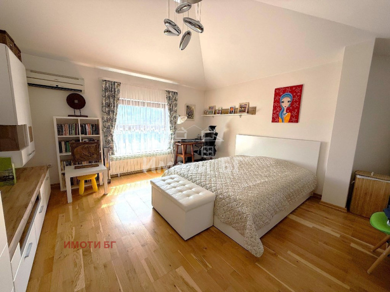 In vendita  Casa Sofia , v.z.Malinova dolina , 325 mq | 20591533 - Immagine [12]