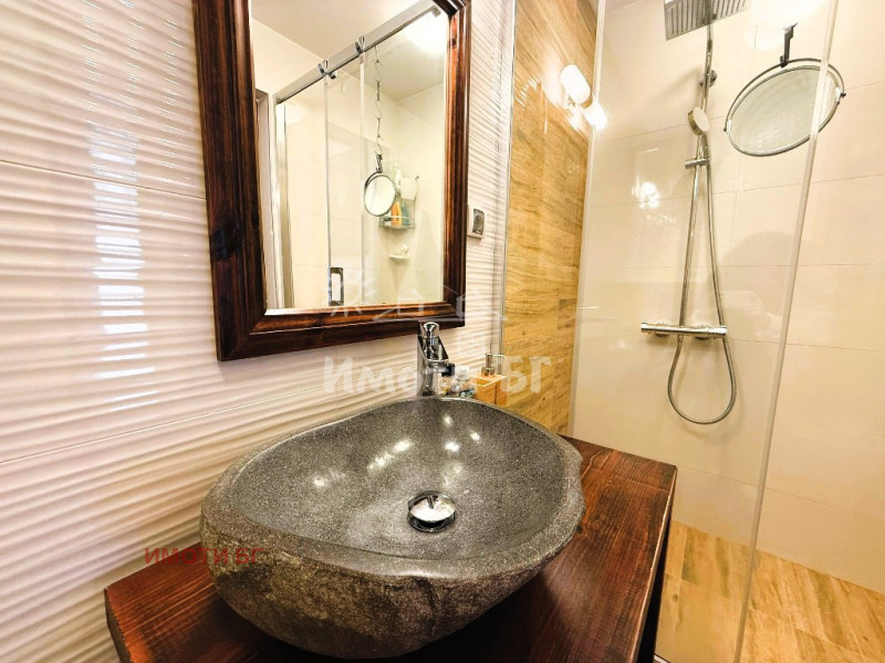 In vendita  Casa Sofia , v.z.Malinova dolina , 325 mq | 20591533 - Immagine [10]