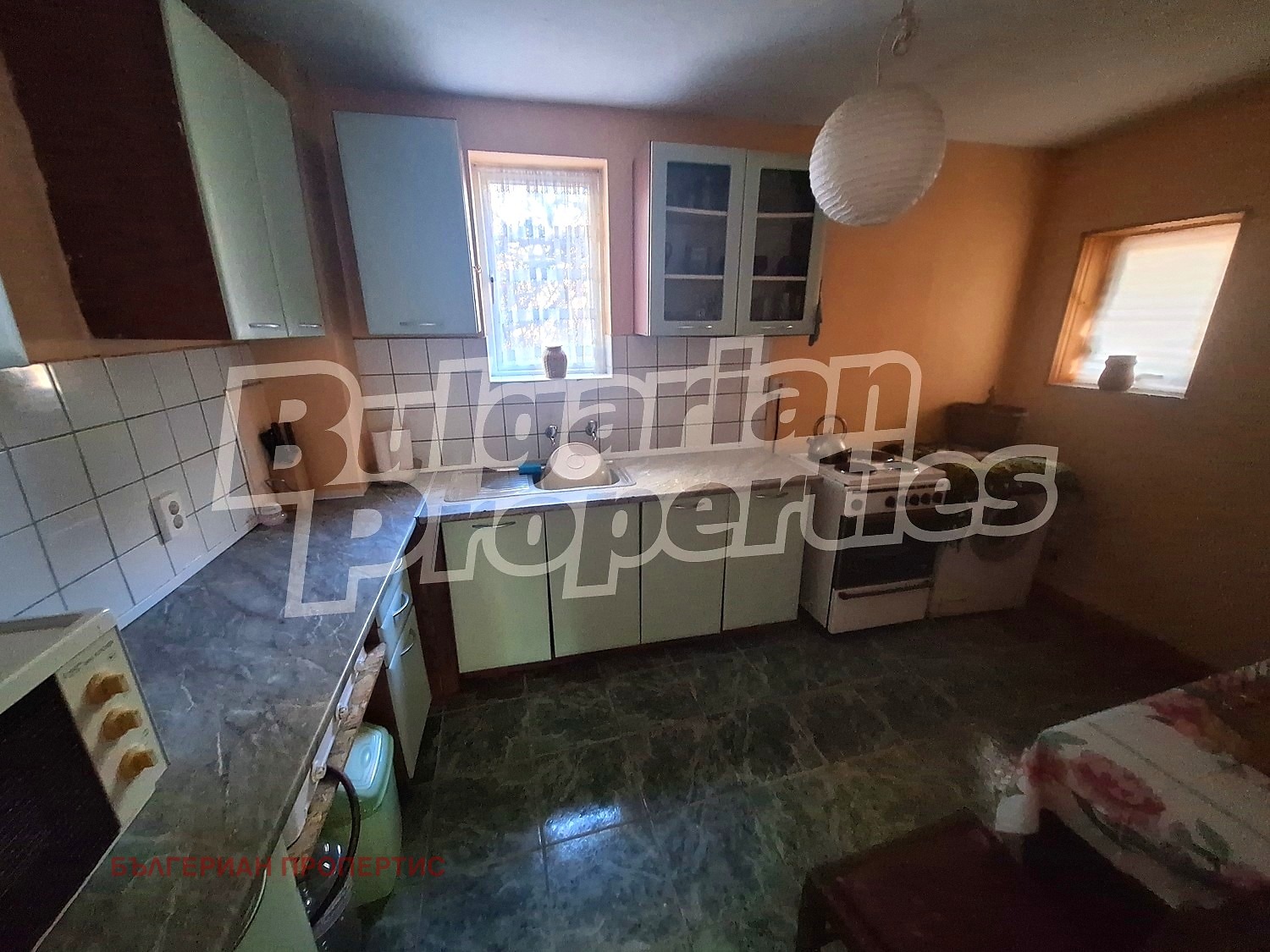 Продава КЪЩА, с. Радловци, област Кюстендил, снимка 4 - Къщи - 56463870