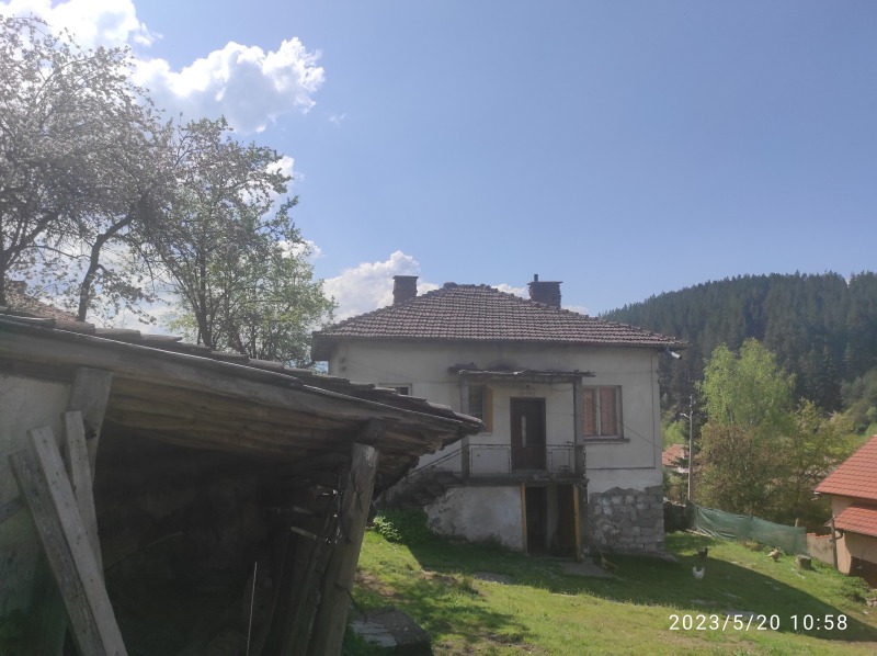 Продава КЪЩА в област София, с. Широки дол - 64 кв.м / 76 700 € » 150 012.16 лв., БУЛСКАЙ 21