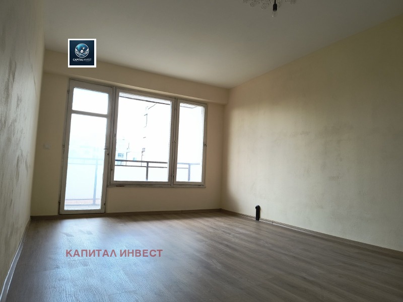 À venda  1 quarto Razgrad , Orel , 60 m² | 46812252 - imagem [2]