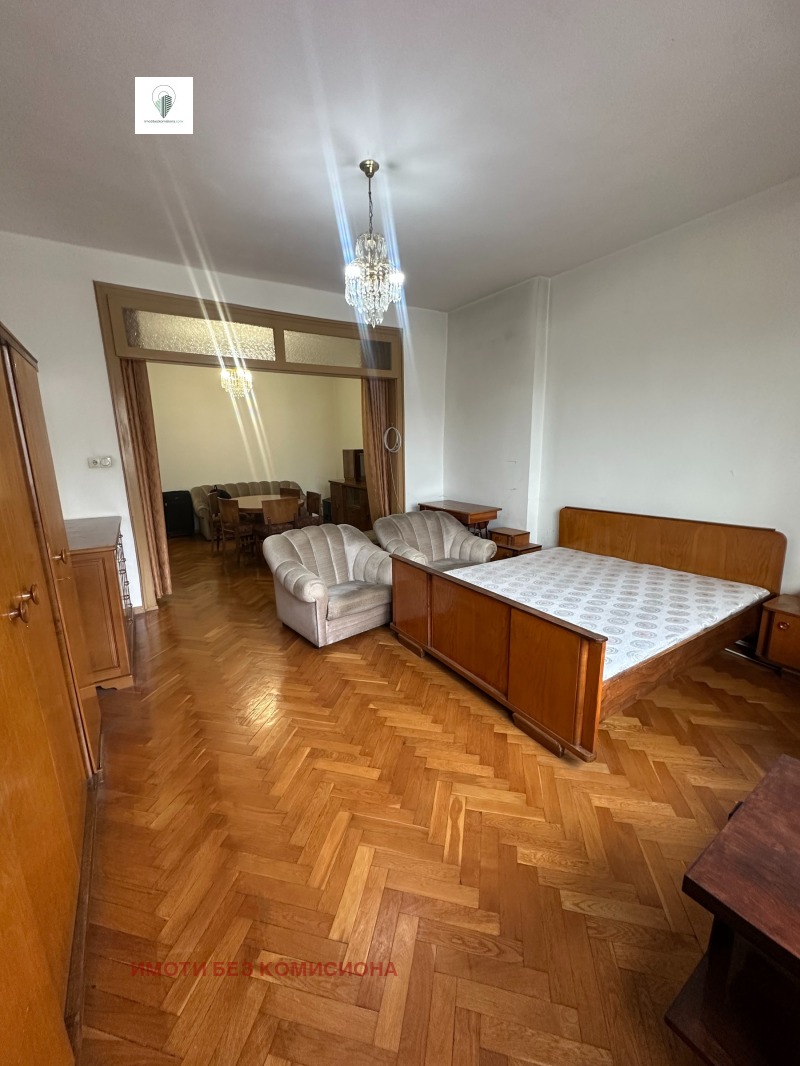 Продава 2-СТАЕН, гр. София, Център, снимка 2 - Апартаменти - 53270423