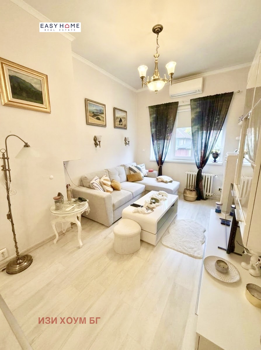 Продава МНОГОСТАЕН, гр. София, Оборище, снимка 3 - Апартаменти - 56706012