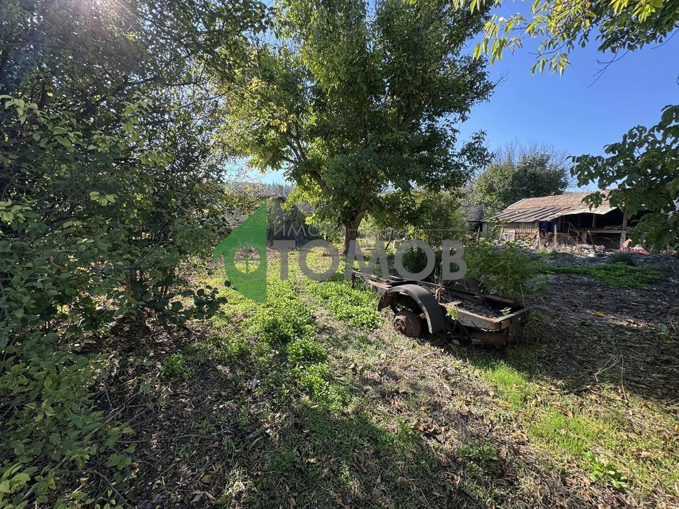 Продава ПАРЦЕЛ, с. Острец, област Търговище