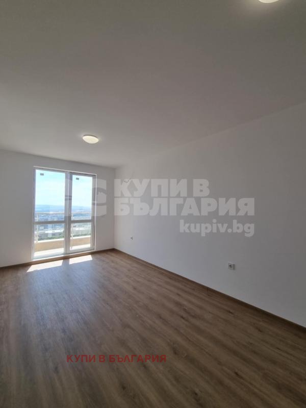 Na sprzedaż  1 sypialnia Warna , Wazrażdane 3 , 55 mkw | 71496876 - obraz [2]