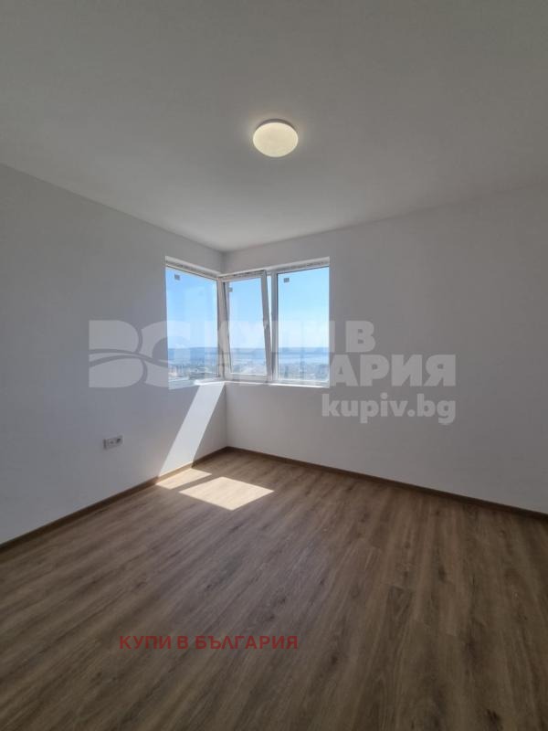Na sprzedaż  1 sypialnia Warna , Wazrażdane 3 , 55 mkw | 71496876