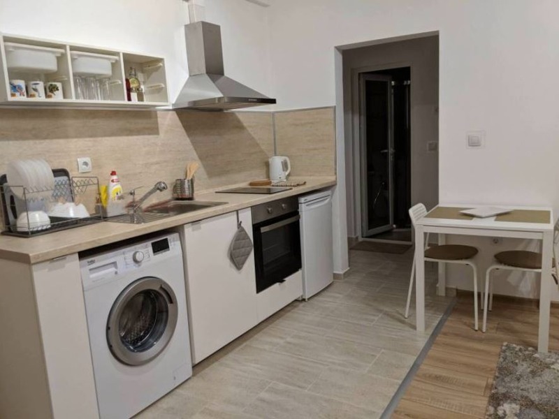 Продава 4-СТАЕН, гр. София, Център, снимка 2 - Апартаменти - 53028164