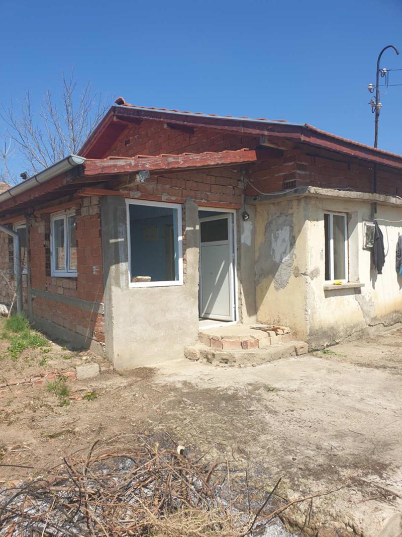 Продава КЪЩА, гр. Долна Митрополия, област Плевен, снимка 10 - Къщи - 49107818