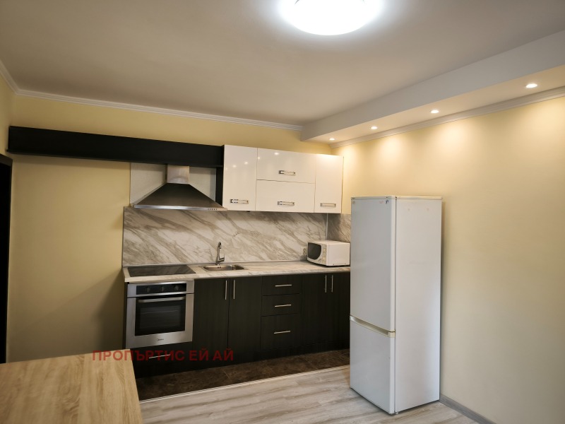 Продава 3-СТАЕН, гр. София, Медицинска академия, снимка 2 - Апартаменти - 53085897