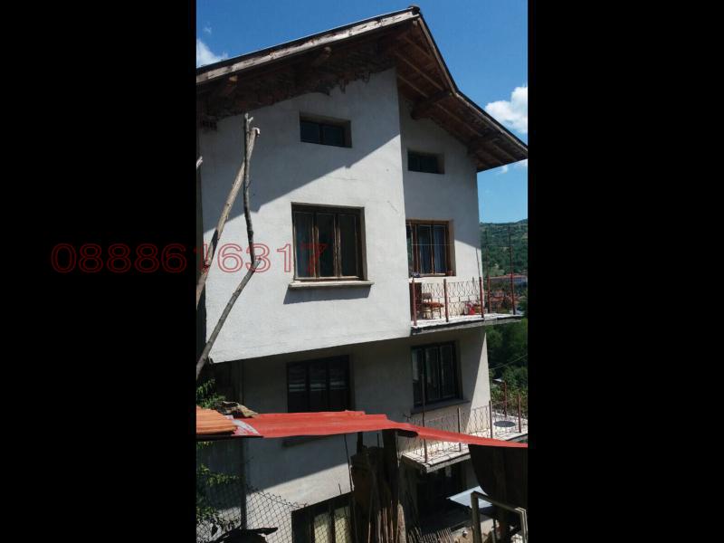 Продава КЪЩА, гр. Тетевен, област Ловеч, снимка 2 - Къщи - 52784189