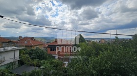 Hus Golv Akacija, Veliko Tarnovo 1