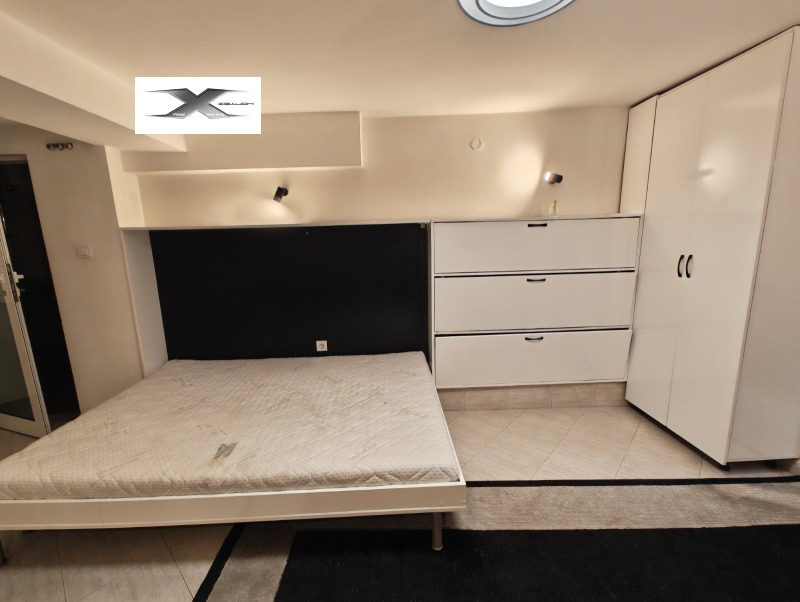 Продава 1-СТАЕН, гр. София, Център, снимка 3 - Апартаменти - 53263417