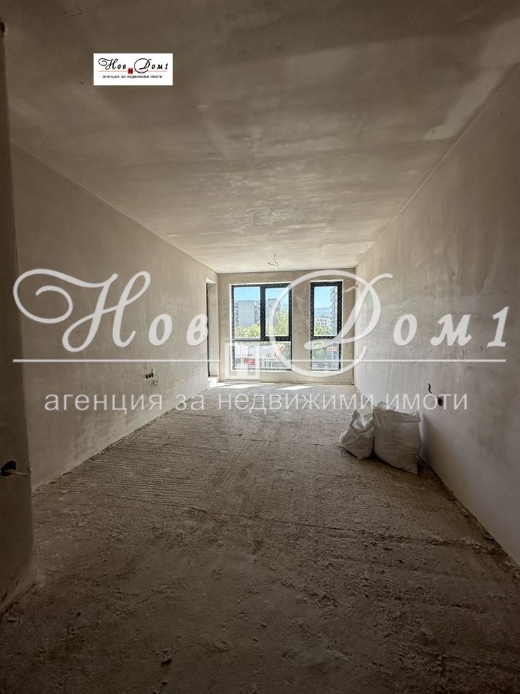 De vânzare  1 dormitor Plovdiv , Traciia , 65 mp | 26982190
