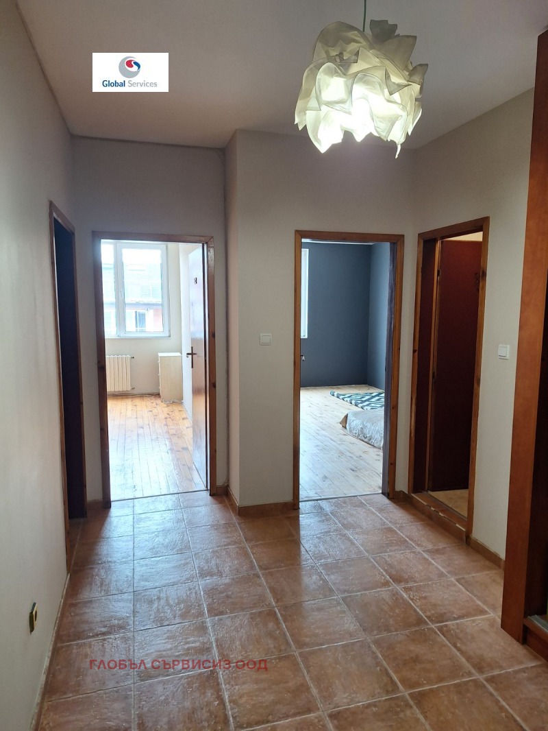 À venda  2 quartos Sofia , Centar , 115 m² | 10332326 - imagem [8]