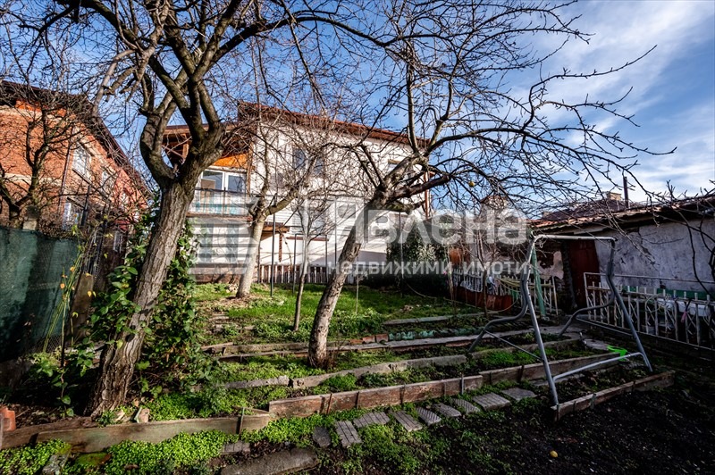 Продава ЕТАЖ ОТ КЪЩА, гр. Перник, Църква, снимка 16 - Етаж от къща - 54384986