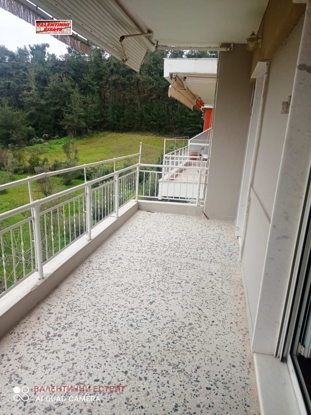 Продава 2-СТАЕН, Извън страната, област Извън страната