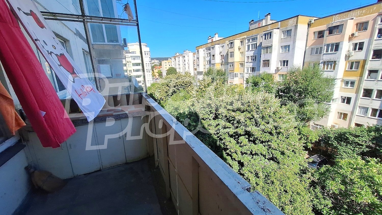 Продава 2-СТАЕН, гр. Варна, Лятно кино Тракия