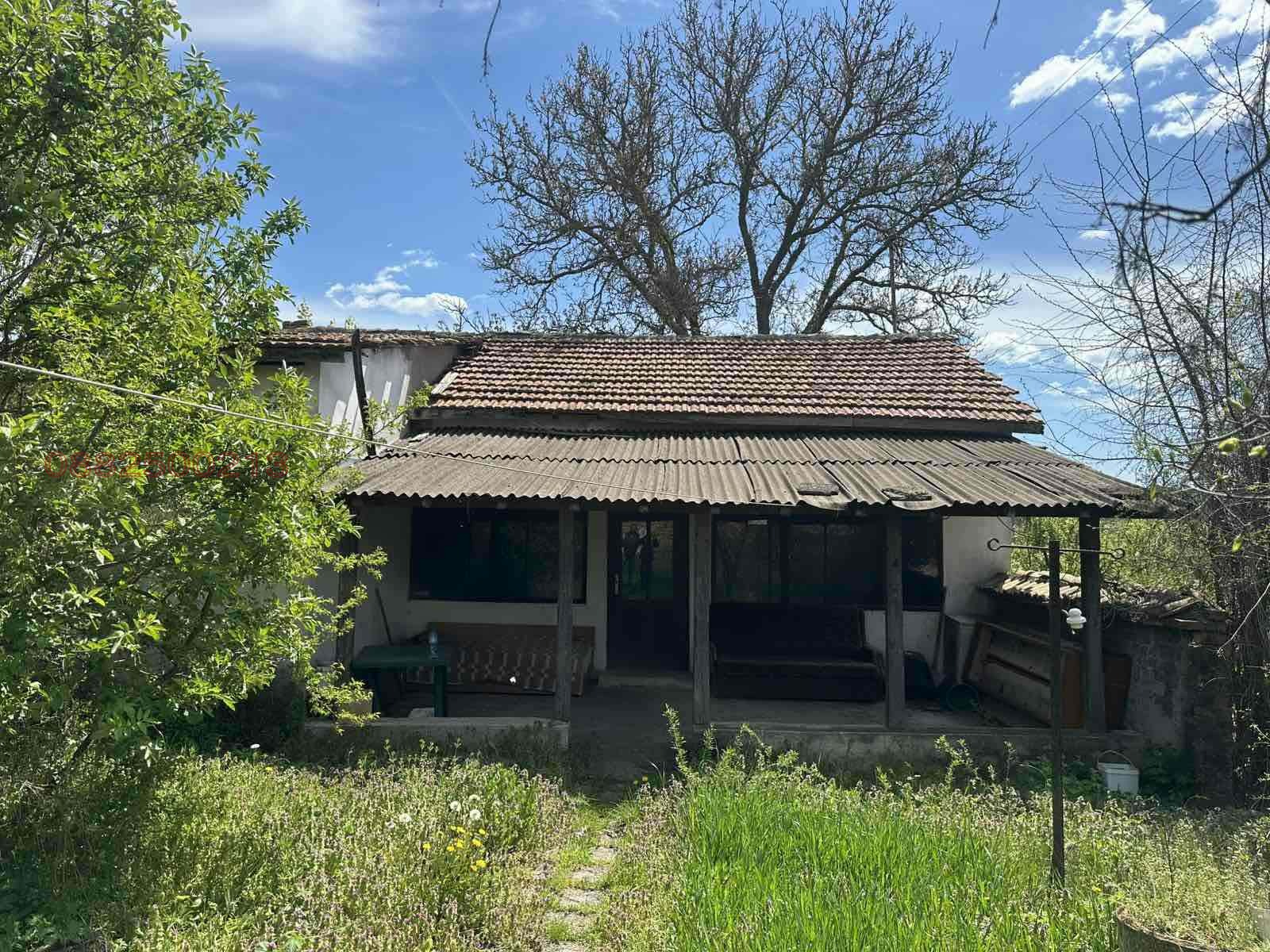 Продава КЪЩА, с. Осенец, област Разград, снимка 2 - Къщи - 54352197