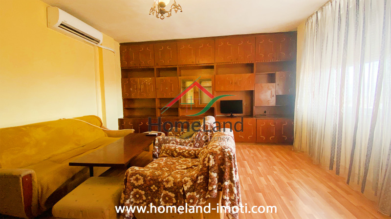Продава  3-стаен град Пазарджик , Център , 84 кв.м | 52080431 - изображение [2]