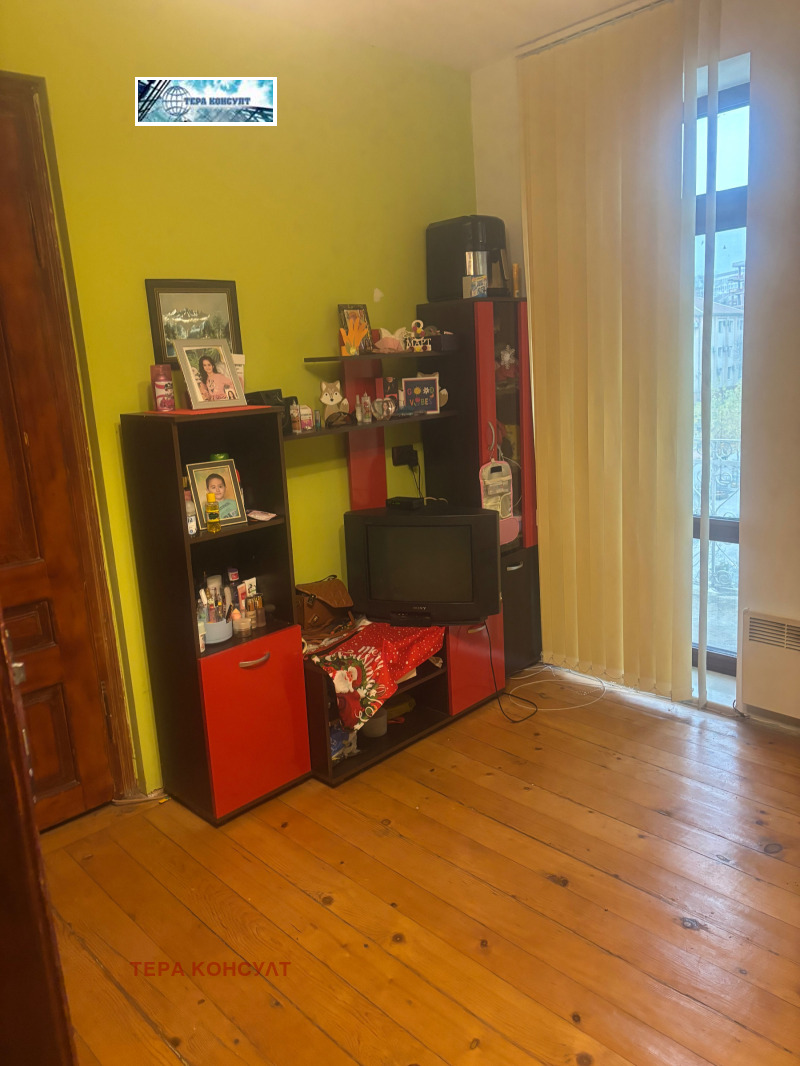 Продава 3-СТАЕН, гр. Плевен, Идеален център, снимка 4 - Апартаменти - 53004784