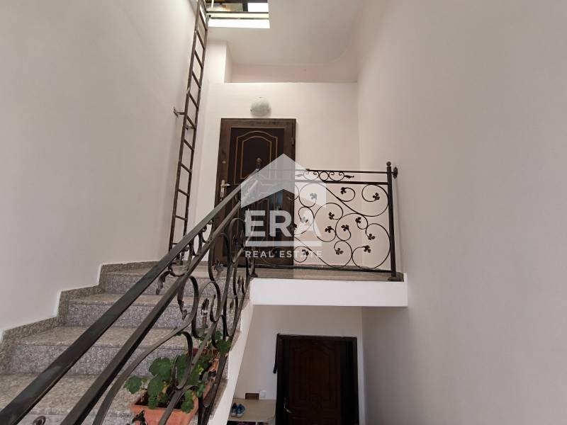Продава  Мезонет град Хасково , Дружба 1 , 170 кв.м | 45002395 - изображение [2]