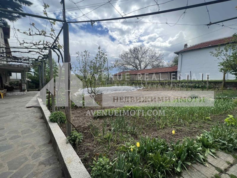 Продава  Къща област Пловдив , с. Селци , 140 кв.м | 20565115 - изображение [2]