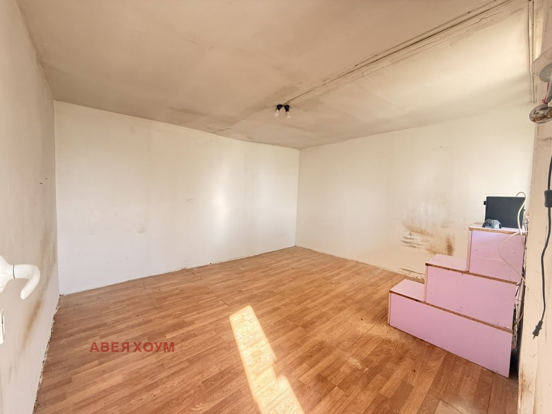 Продава ВИЛА, гр. Варна, м-т Планова, снимка 13 - Вили - 52378469