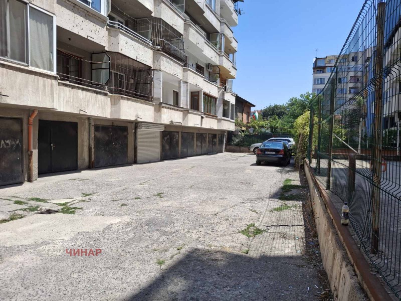 Na sprzedaż  Garaż Sofia , Baniszora , 15 mkw | 51703815
