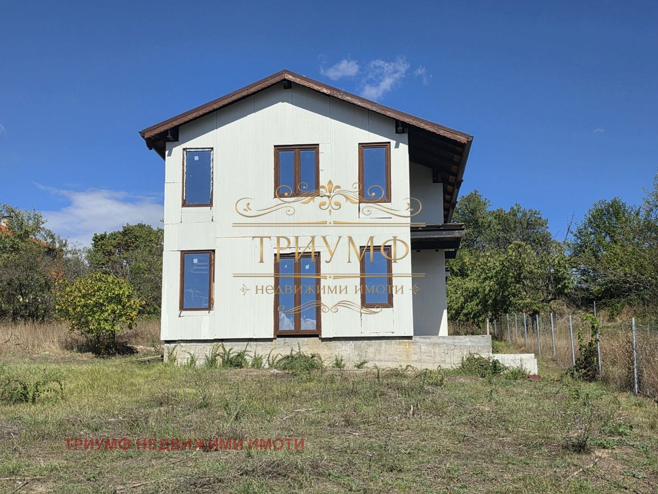 Продава КЪЩА, гр. Аксаково, област Варна