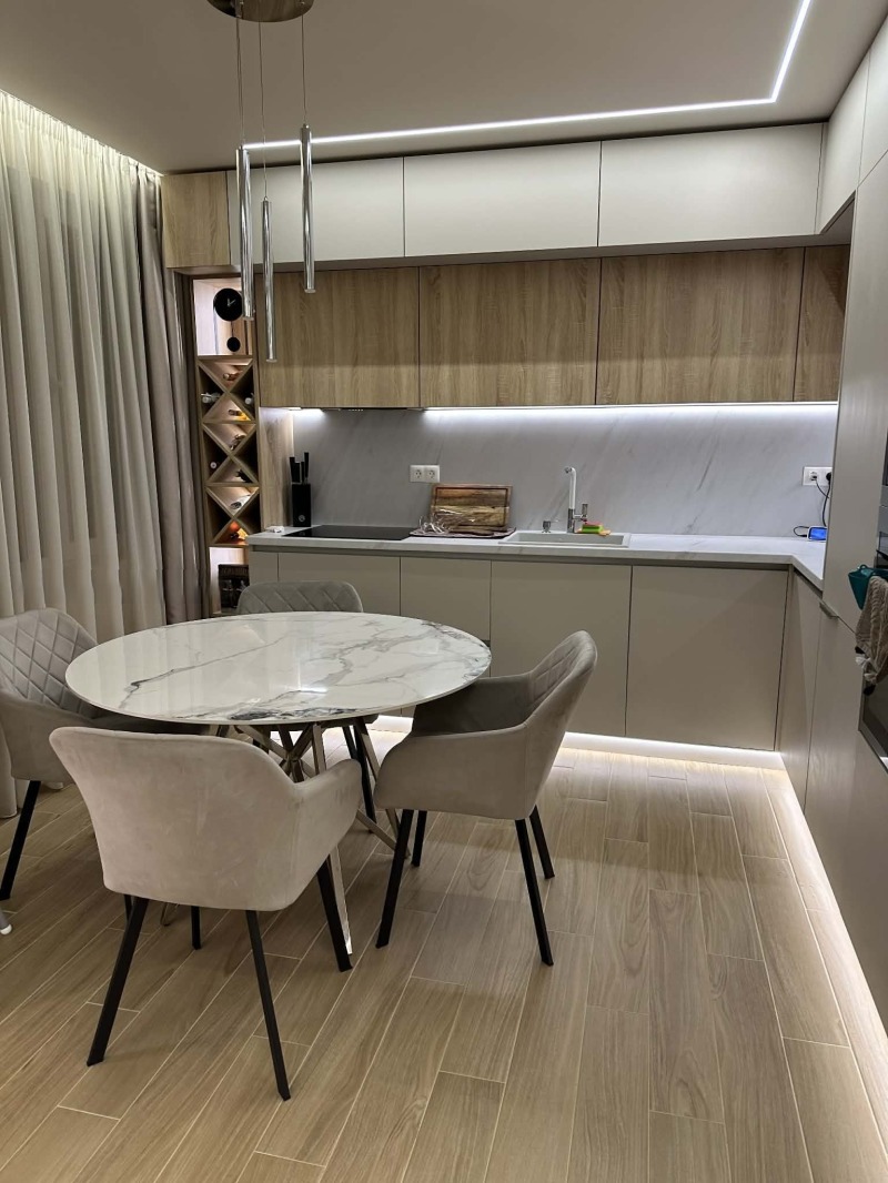 Продава 3-СТАЕН, гр. София, Кръстова вада, снимка 2 - Апартаменти - 53453636