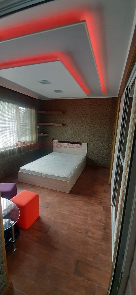 Продава МНОГОСТАЕН, гр. Монтана, Широк център