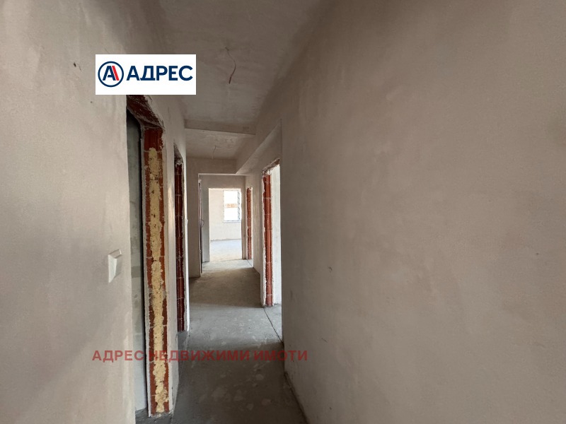 Продава МНОГОСТАЕН, гр. Стара Загора, Център, снимка 8 - Апартаменти - 52550584