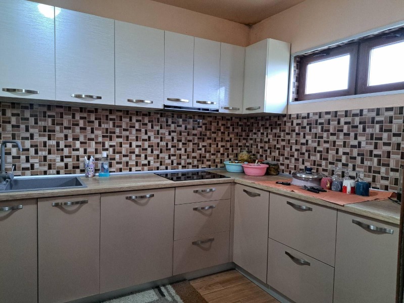 Продава КЪЩА, гр. Бургас, област Бургас, снимка 3 - Къщи - 52340581