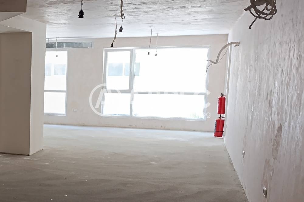 Продава ОФИС, гр. Варна, Централна поща, снимка 3 - Офиси - 55883832