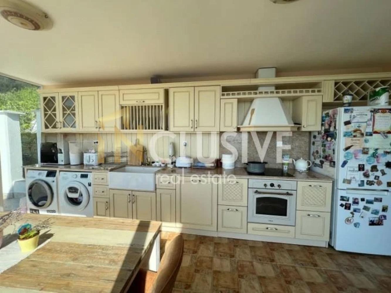 Продава КЪЩА, гр. Варна, м-т Акчелар, снимка 2 - Къщи - 54191529