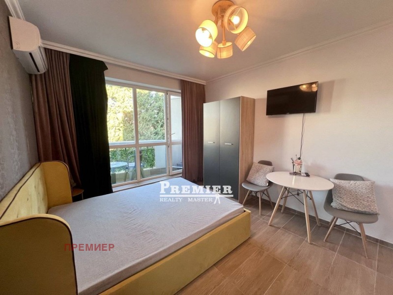 Продава 1-СТАЕН в област Бургас, к.к. Слънчев бряг - 33 кв.м / 59 500 € » 116 371.89 лв., ПРЕМИЕР