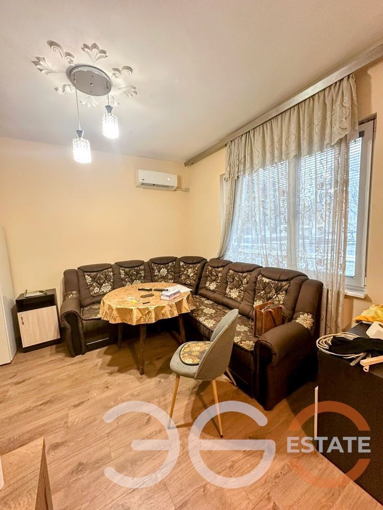 Продава 3-СТАЕН, гр. Варна, Лятно кино Тракия, снимка 5 - Апартаменти - 53103472