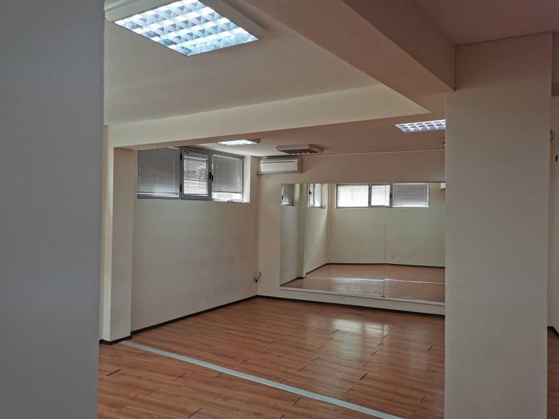 Te koop  Kantoor Plovdiv , Kamenitsa 2 , 90 m² | 28478454